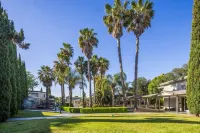 Prodigy Hotel, a Days Inn by Wyndham Hotels in Davis