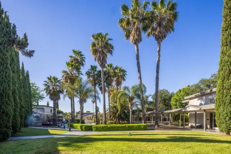 Prodigy Hotel, a Days Inn by Wyndham