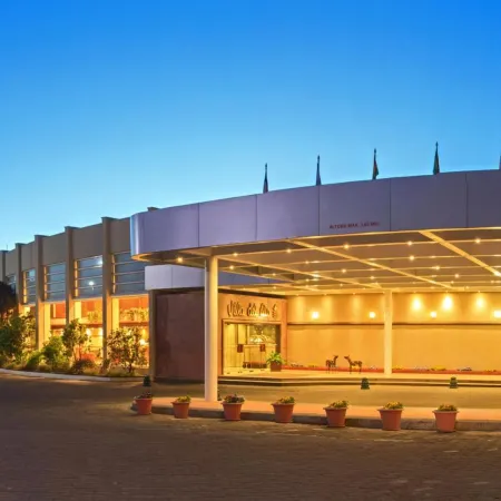 Hotel Marina Villa del Rio