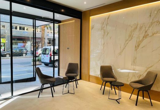 신선한 조식 뷔페