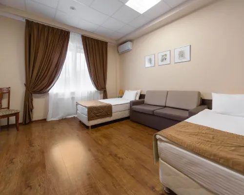 Aviator Hotel エンゲリスのホテル