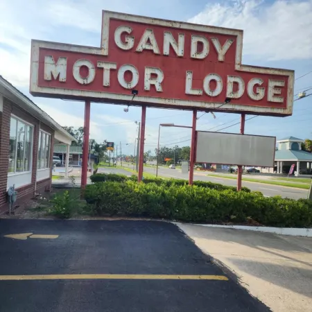 Gandy Motor Lodge