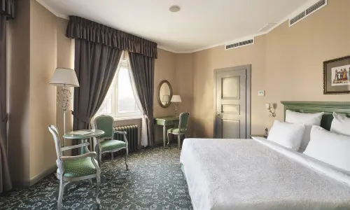 Remezov Hotel