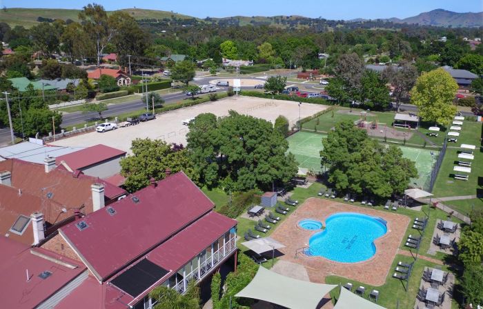 Alzburg Resort