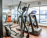 Comfort Suites Lombard/Addison Hotels in Lombard