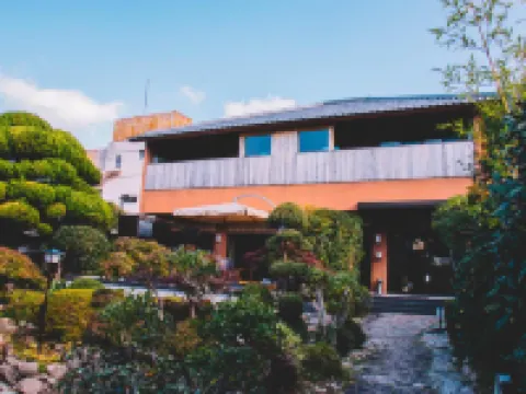 和正堂・禅 四季の彩 旅篭周辺のホテル