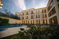 Kohinur Plaza - piscina