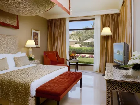 Miramar Al Aqah Beach Resort Отели в г. Sharm