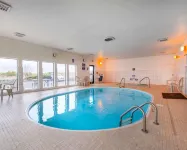 Econo Lodge - Pools