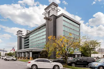 Holiday Inn NASHVILLE DOWNTOWN - STADIUM by IHG โรงแรมใน