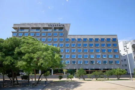 Hotel SB Win 4 Sup Отели рядом с достопримечательностью «Walden7»