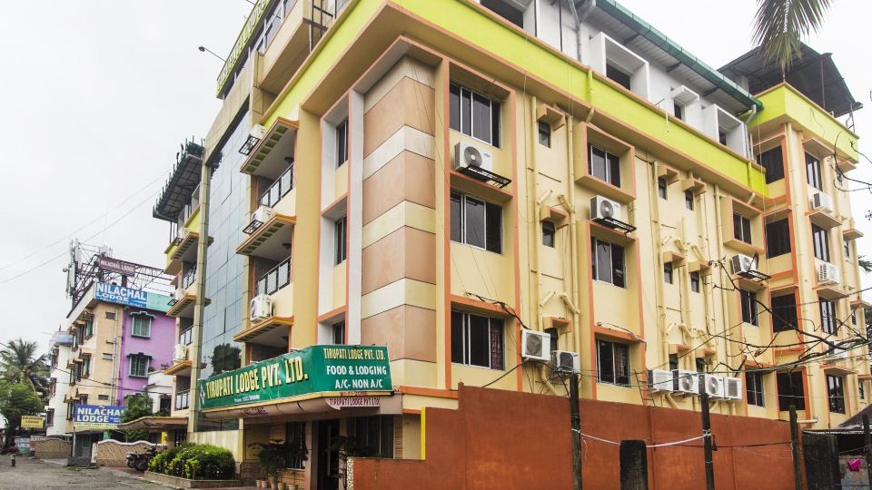 OYO 16064 Hotel Tirupati