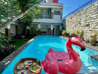 Dinasty Smart Hotel