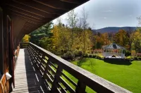 Summit Lodge - Mountain view
