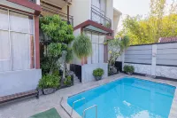 Pondok Gajah Hotel - Swimmingpools