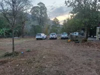 Erawan Guesthouse - parking