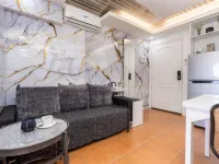 Evania by J&J One Oasis |2BR UNIT, Near SM & Ayala - parking
