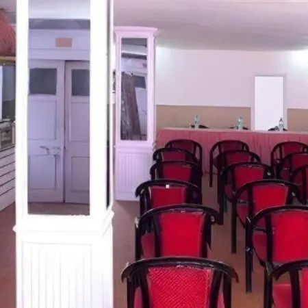 Hotel Himgiri