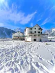 Lemon Tree Hotel, Sonmarg by the Riverside - 3-Star