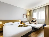 Novotel Caserta Sud Hôtels à : San Nicola La Strada