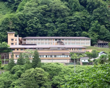 Gokasanso Hotel a Nanto