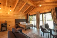 Ayat River Hotel - 3성급