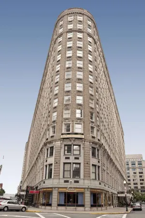 Hilton Boston Park Plaza Отели рядом с достопримечательностью «African Meeting House»