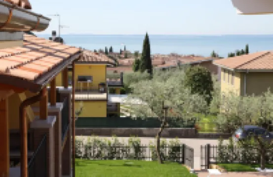 萊昂納多庭苑公寓酒店