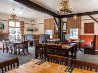 The Brown Pub Hotels in Methven