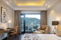 Ramada by Wyndham Kasauli Hotels in Kasauli