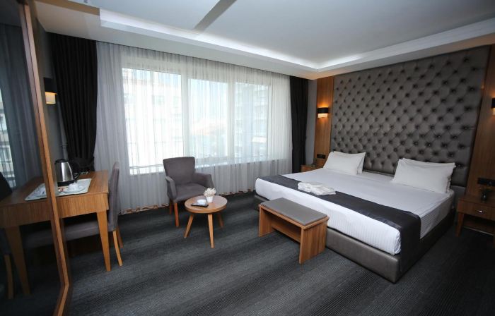 Grand Silay Hotel