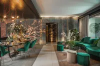We Me Suite Hotel - 4-Star
