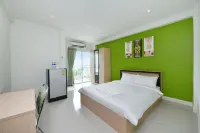 B32 Apartment Hotels in Samut Prakan