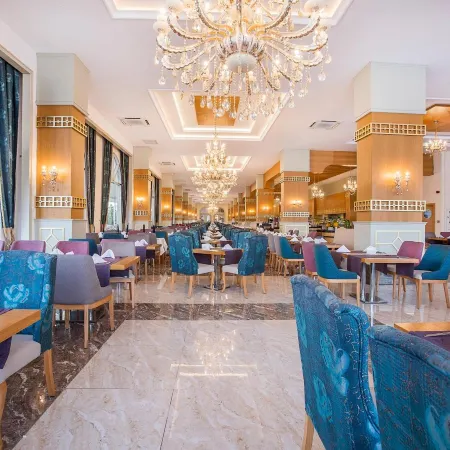 J'Adore Deluxe Hotel & Spa Отели рядом с достопримечательностью «Озеро Титреенгёль»