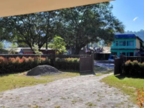 西部旅館 瑙貢酒店