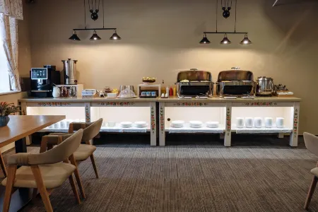 Постоялый Двор Отели рядом с достопримечательностью «Танк Т-34»