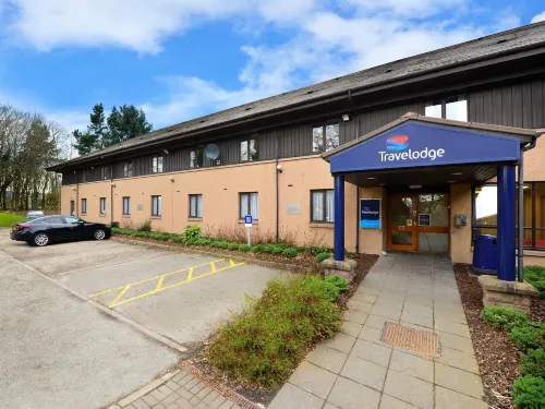 Travelodge Aberdeen Airport - Parkplatz