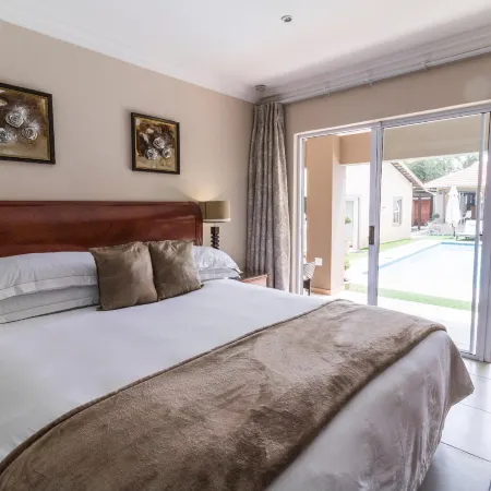 Lakeview Boutique Hotel & Conference Center