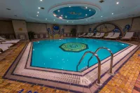 Akar International Hotel - Uima-altaat