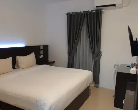 Greenville YSIX Hotels in Menteng
