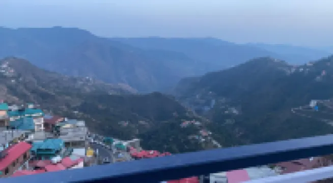 位於西姆拉市中心的3卧室公寓-500平方米|帶2個獨立浴室