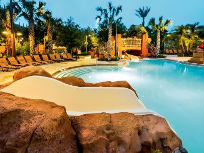 屋外プール ディズニーズ アニマル キングダム ロッジの写真