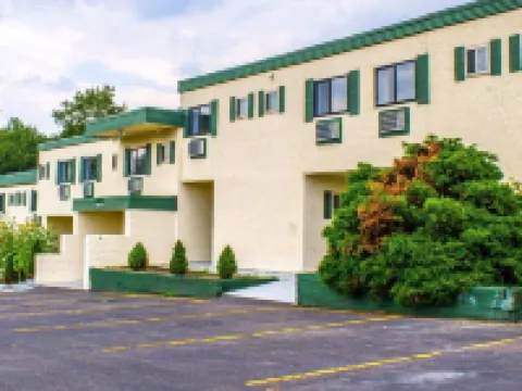 Days Inn by Wyndham Moosic ムージックのホテル