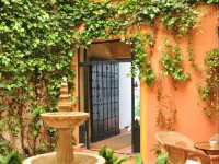 El Rincón de las Descalzas Hotels in Carmona