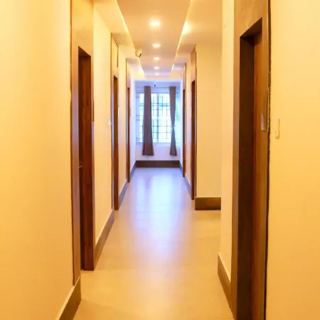 Hotel Sakura Inn