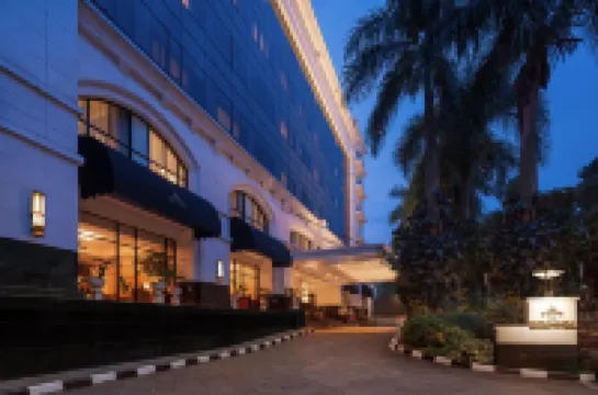 เดอะปาปันดายัน โรงแรมใน