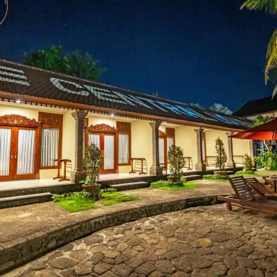 The Central Lovina Hotel & Restaurant Hotel in zona Spiaggia di Lovina