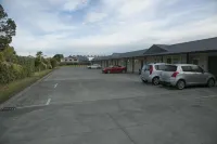 Captain Cook Motor Lodge - Motels