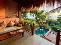 Palm Grove Beach Resort - Beach