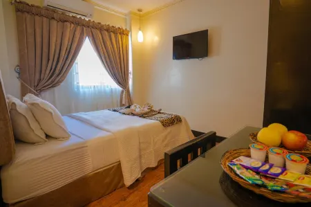 West Loch Park Hotel Vigan